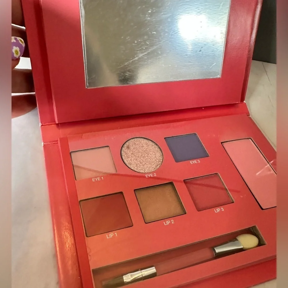 Sonia Kashuk Freshness of Spring Cosmetic Palette